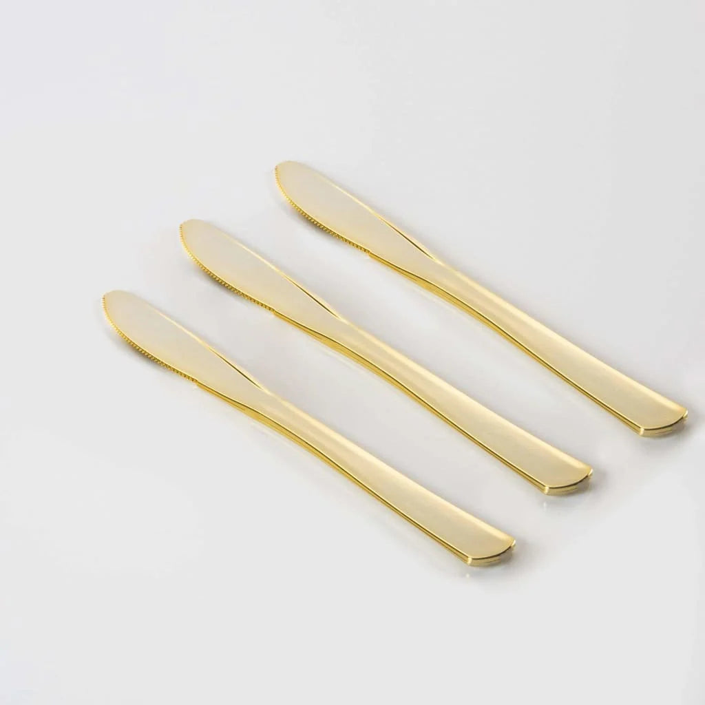 Classic Design Gold Plastic Knives | 20 Knives